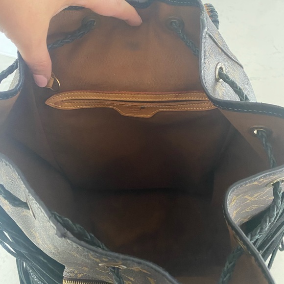 Custom AUTHENTIC Louis Vuitton main image 9